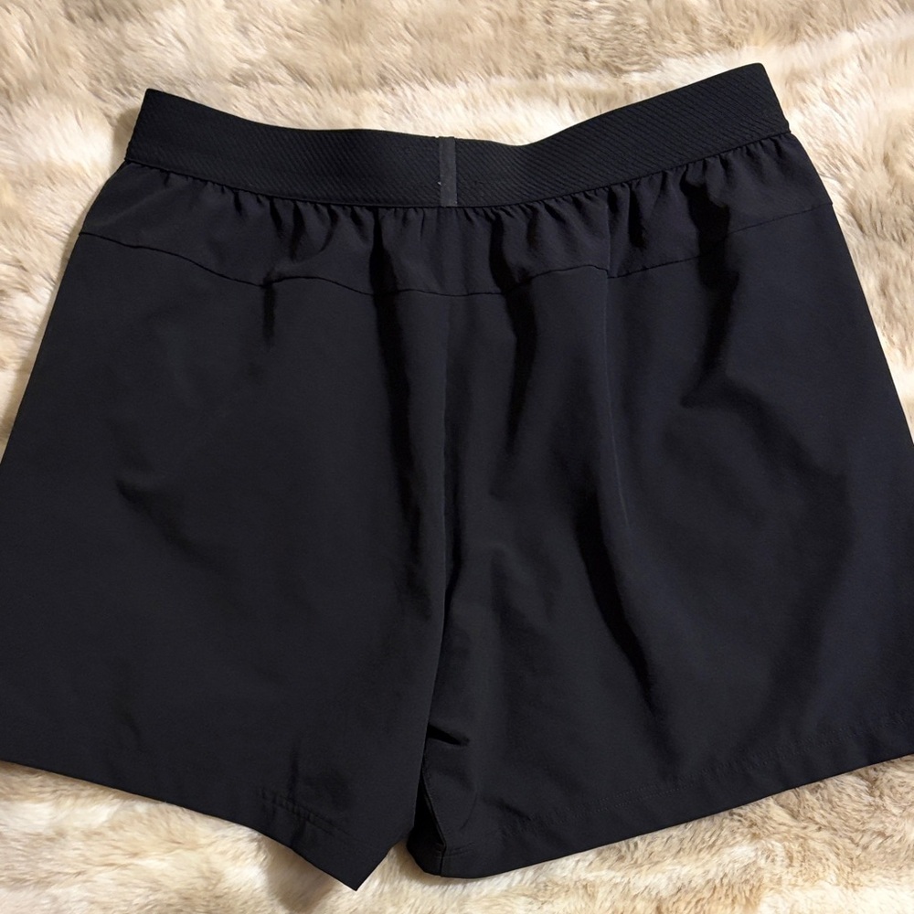 adidas Black Men’s PrimeLift Training Shorts - Picture 6 of 8